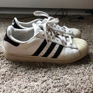 white adidas superstar shoes